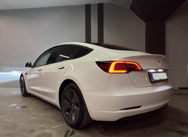 
								Tesla 3 Long Range AWD Dual Motor full									